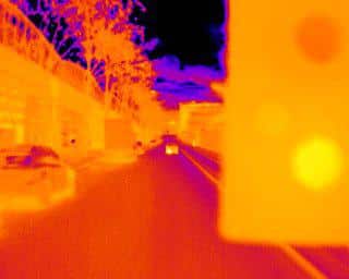 Image thermographique d’une rue de Paris